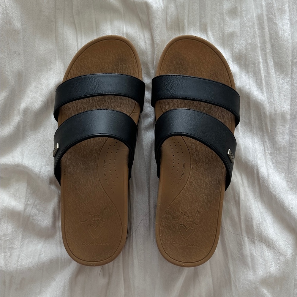 Reef cushion vista platform sandals with arch support